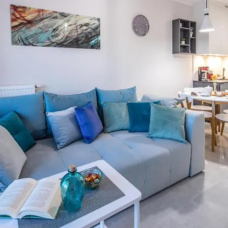 Lovely Apartment In Dziwnow With Wifi *